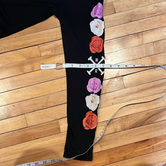 Fresh Laundry Top - Picture 14 of 14